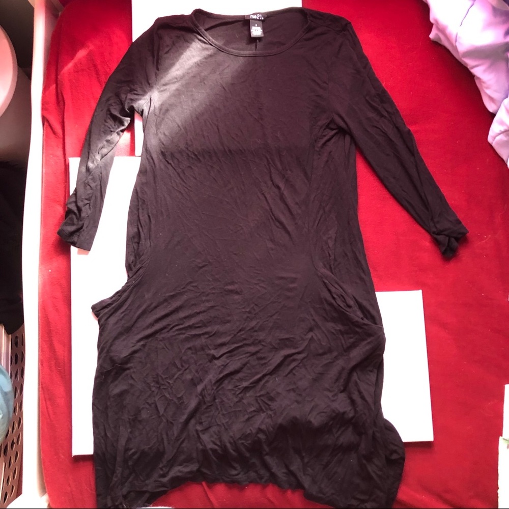 RUE21 Long Sleeve Black Dress (with Pockets!)